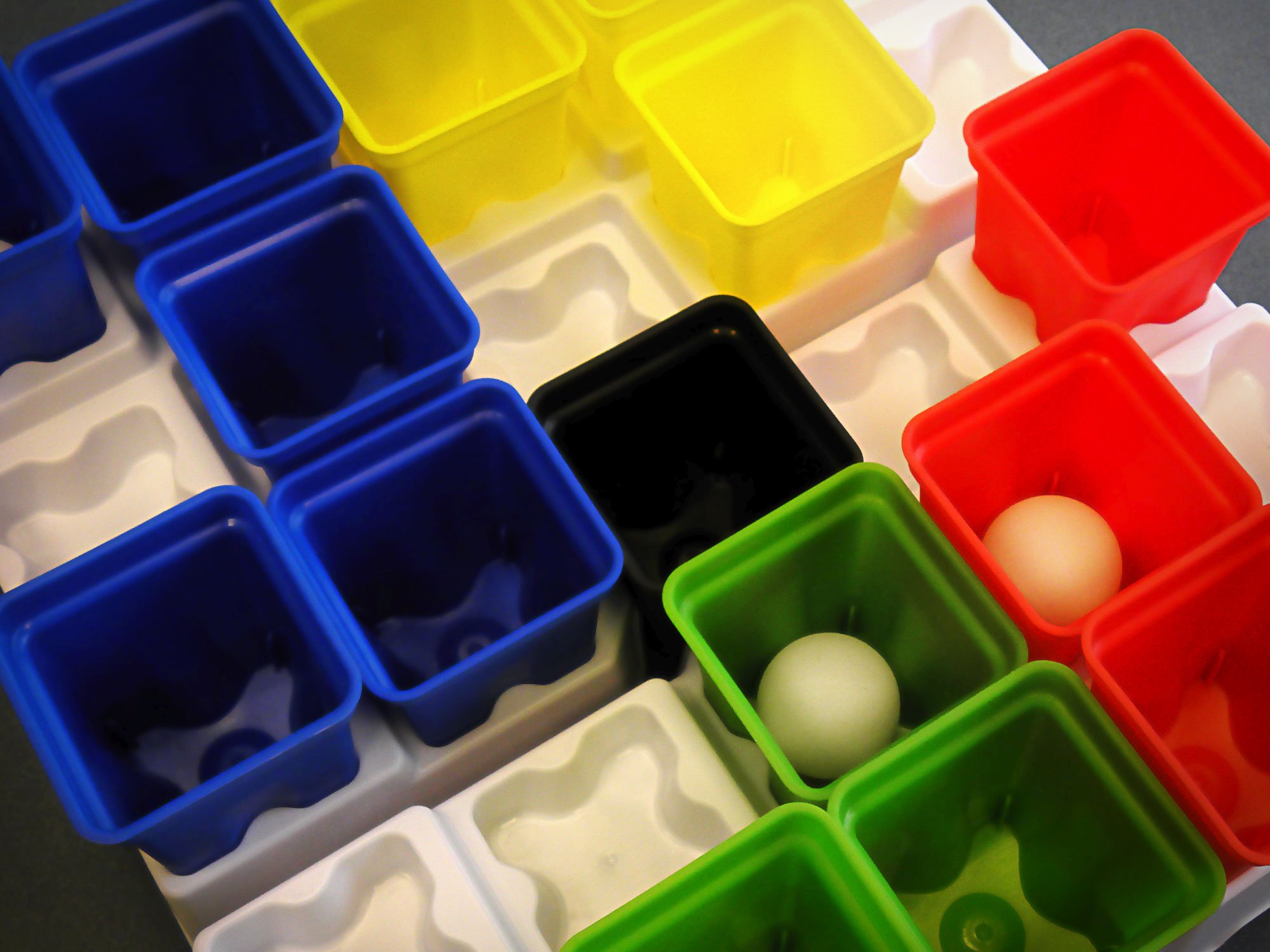 PlingPong Tabletop Party Game – Fast-Paced Bounce Ball Strategy Game for Kids & Adults, 2–4 Players, Ages 8+, Family & Game Night Fun - Image 6